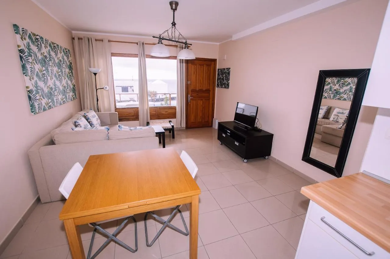 Apartamento Flatguest Tabaibas Puerto del Carmen  España
